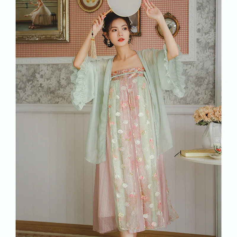 

China traditional clothing Han element ancient style improvement daily chest-high skirt Hanfu two-piece fashion dress female