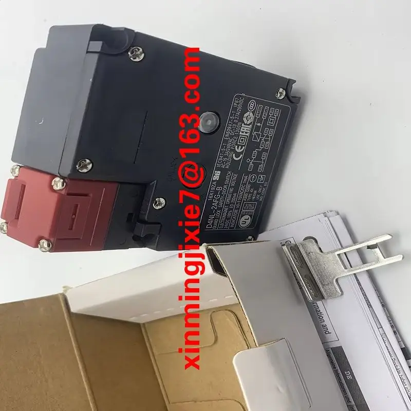 Safety door lock switch new original  D4NL-2HFA-BS  D4NL-2EFA-B-SJ D4NL-4EFA-B-SJ D4NL-2FFA-B-SJ D4NL-4FFA-B-SJ  in stock