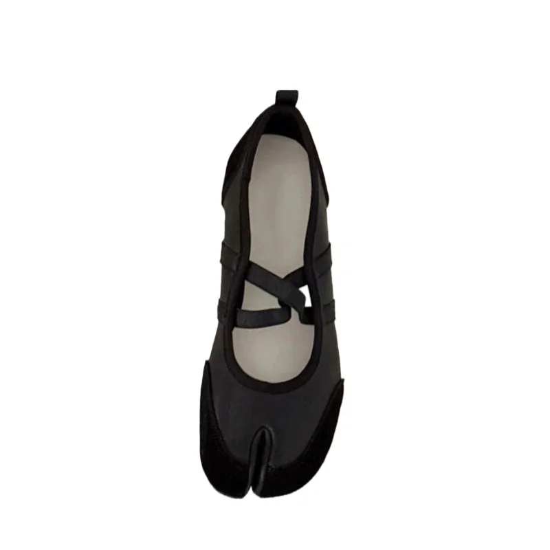 

Woman Mary Jane Shoes Footwear Summer Black Silver Red Ballet Flats Trainers Women Split Toe Ballerina Tabi Walking Sneakers