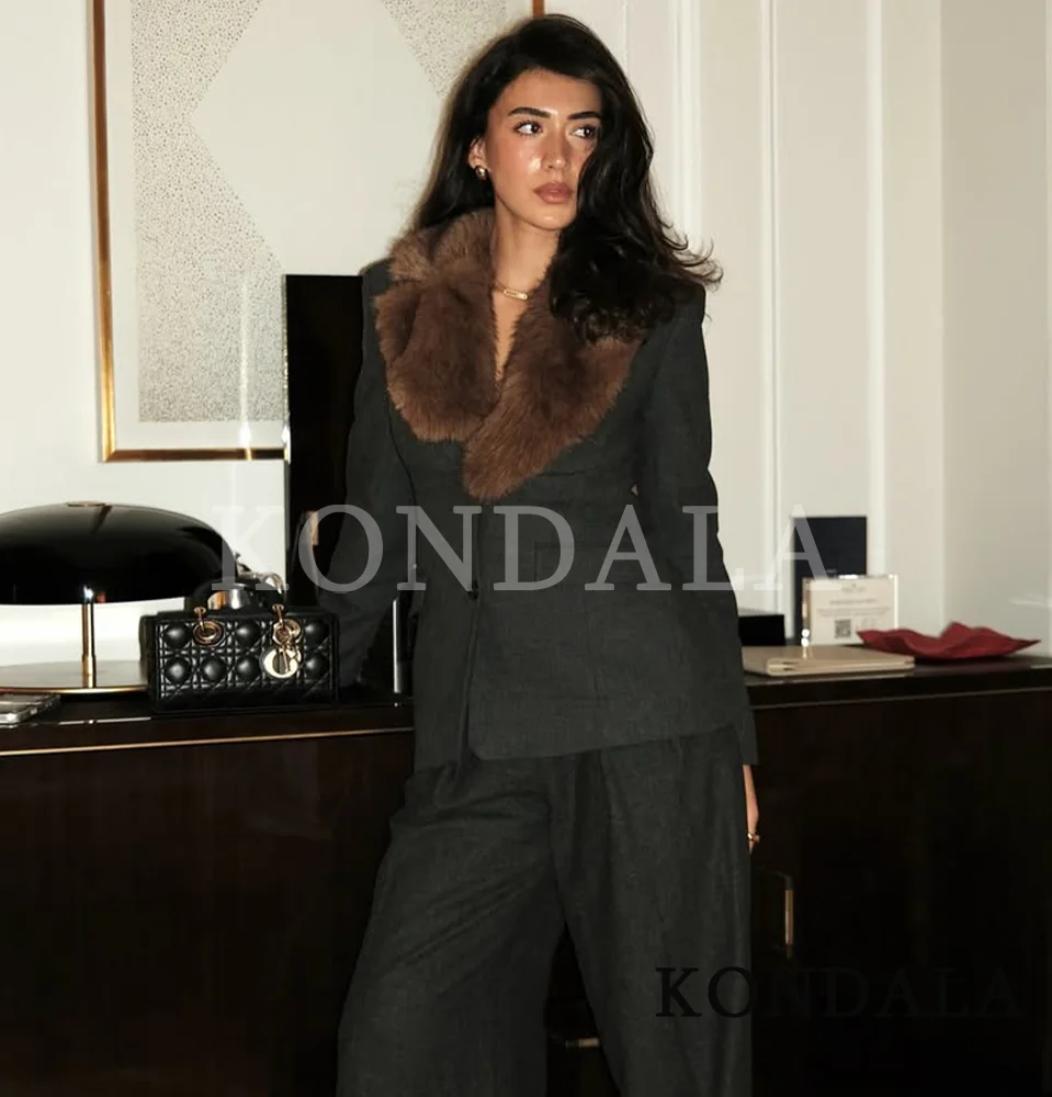 KONDALA Modna Marynarka w Stylu Vintage z Odpinanym Futrzanym Kołnierzem Damska Elegancka Szykowna Marynarka Zapinana na Guziki Wyszczuplająca Cienka Marynarka Wiosna 2026 Marynarka na Kolację dla Pań