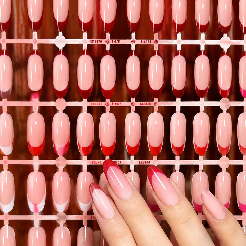 144Pcs Fashionable Design Almond Press On Nail Custom Shape Almond Fake Nail Stylish Look Modern Almond False Nail