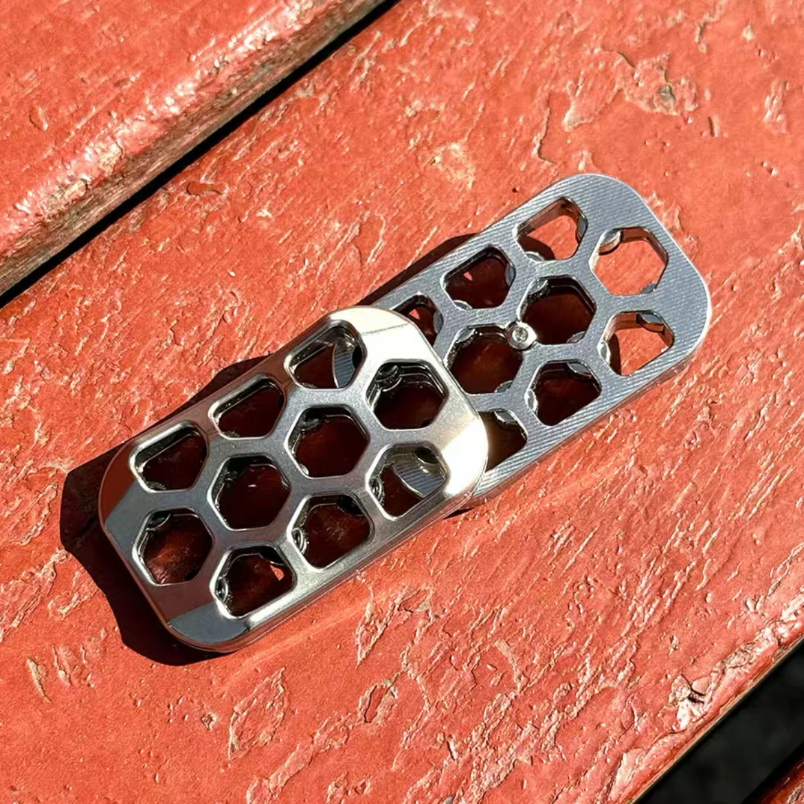 지르코늄 티타늄 합금 할로우 두꺼비 EDC Fidget Spinner 슬라이더 금속 안티 스트레스 감각 ADHD 초점 도구 Fidgeting Toys