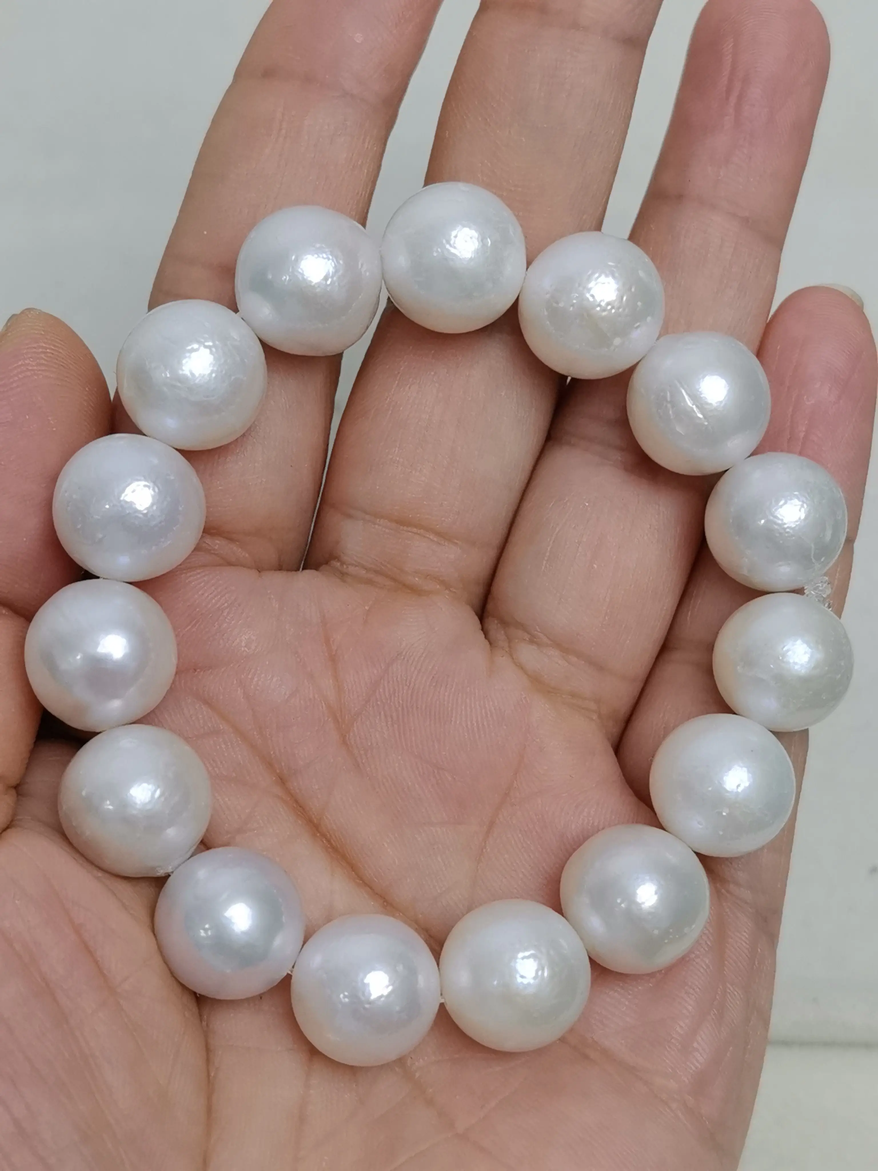 Natural AAA12-13mm South Sea Pearl  Elastic Rope Pearl Hand String/Length 16cm