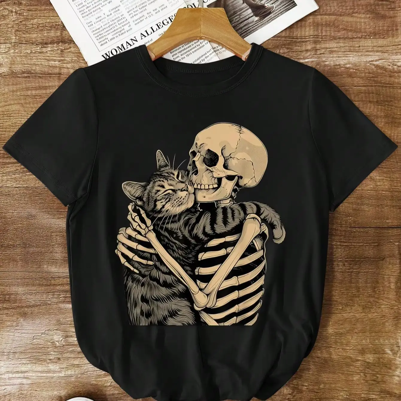 Skeleton Hugging Cat Graphic T‑Shirt, Vintage Gothic Dark Art Print Tee, Cool Spooky Halloween Short Sleeve Tops