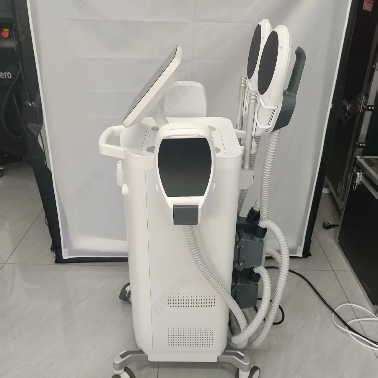 2025 Myoslim Professional 6500w EMS Body Sculpting Machine NEO RF Nova Muscle Stimulation Slimming White vertical