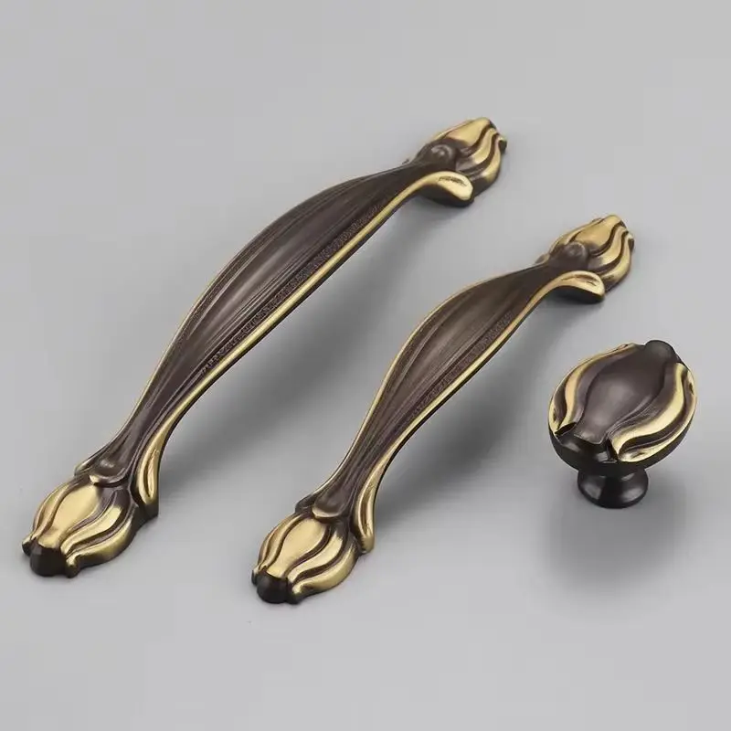Retro 10PCS Solid Brass Antique Furniture Pulls Handles Drawer Knobs Cupboard Wardrobe Kitchen Shoe TV Wine Cabinet Pulls Knobs