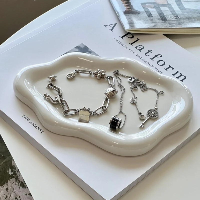 Luxury Ceramic Cloud Tray 19.5cm, Single Layer Gold Jewelry Organizer,Decor Entryway Vanity Display for Keys, Elegant Home Decor
