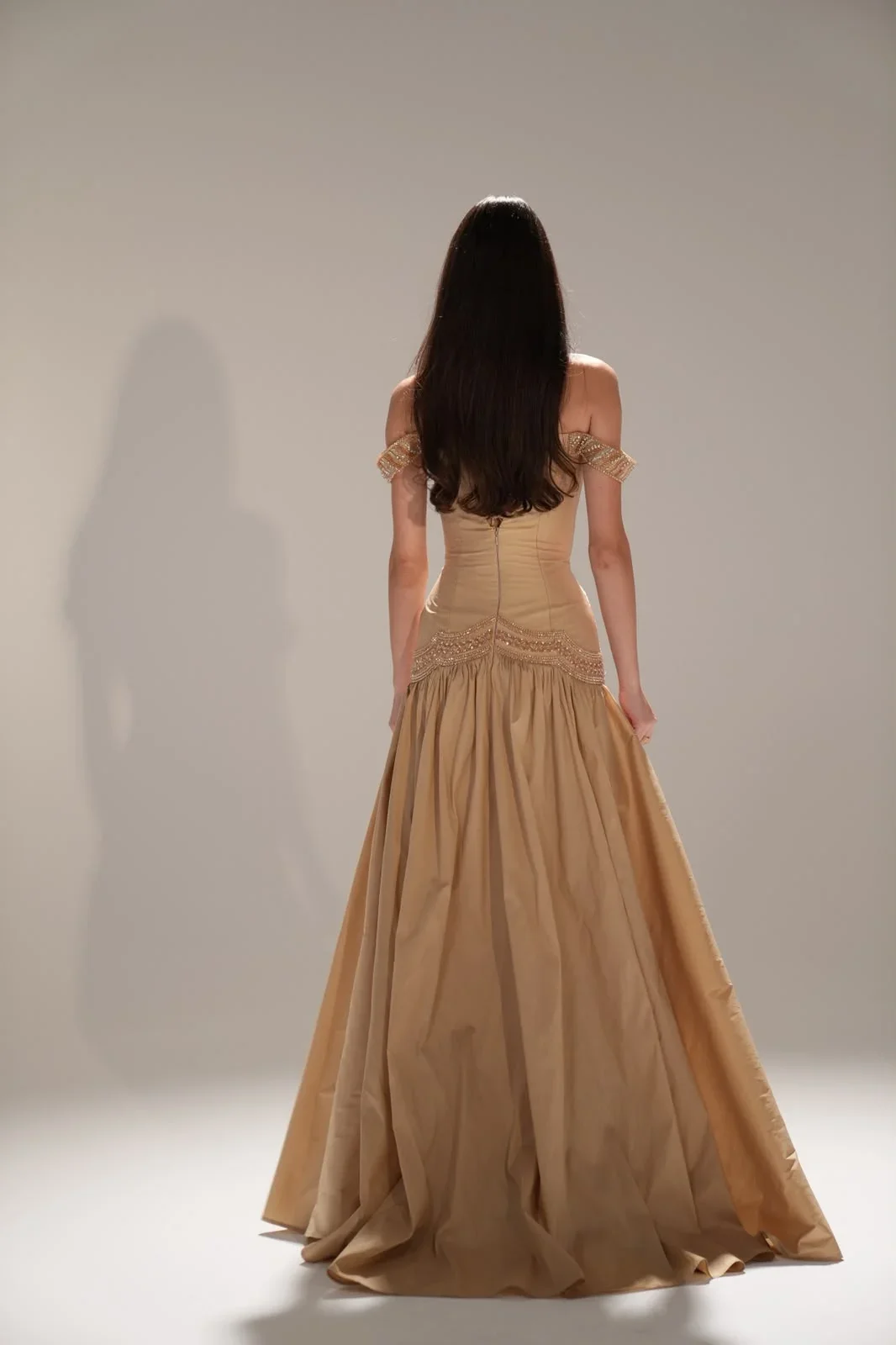 Customized Champagne Off The Shoulder Prom Gown Beaded Corset Pleated Evening Dress A Line Long Formal Dress Arabic Dubai