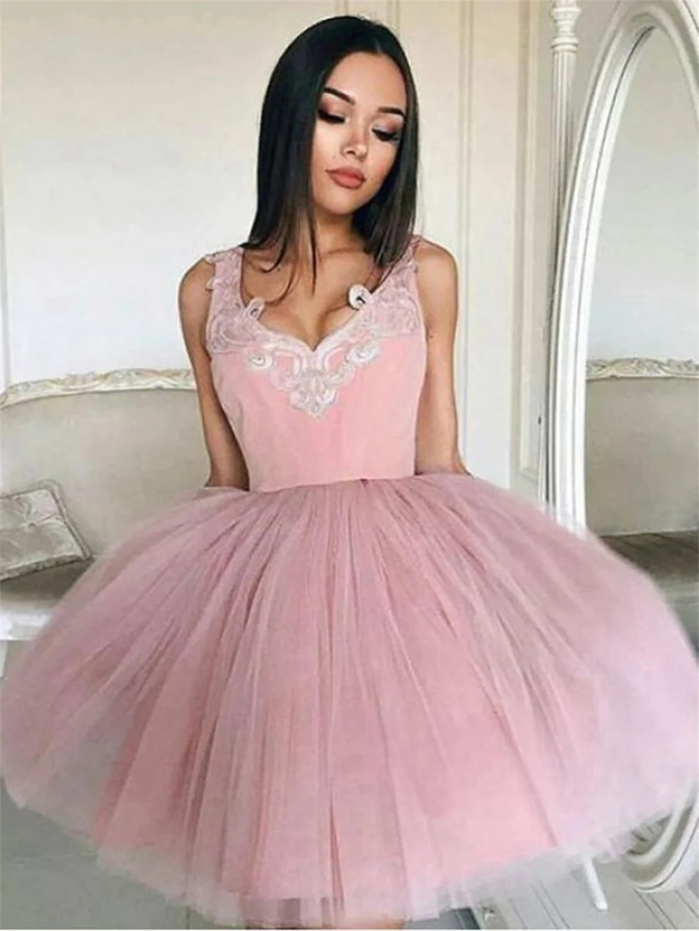 Böhmische Spitze Applikationen Cocktail Party Kleid romantische Preise über dem Knie Heimkehr Kleid Pastrol Vestidos de Novia