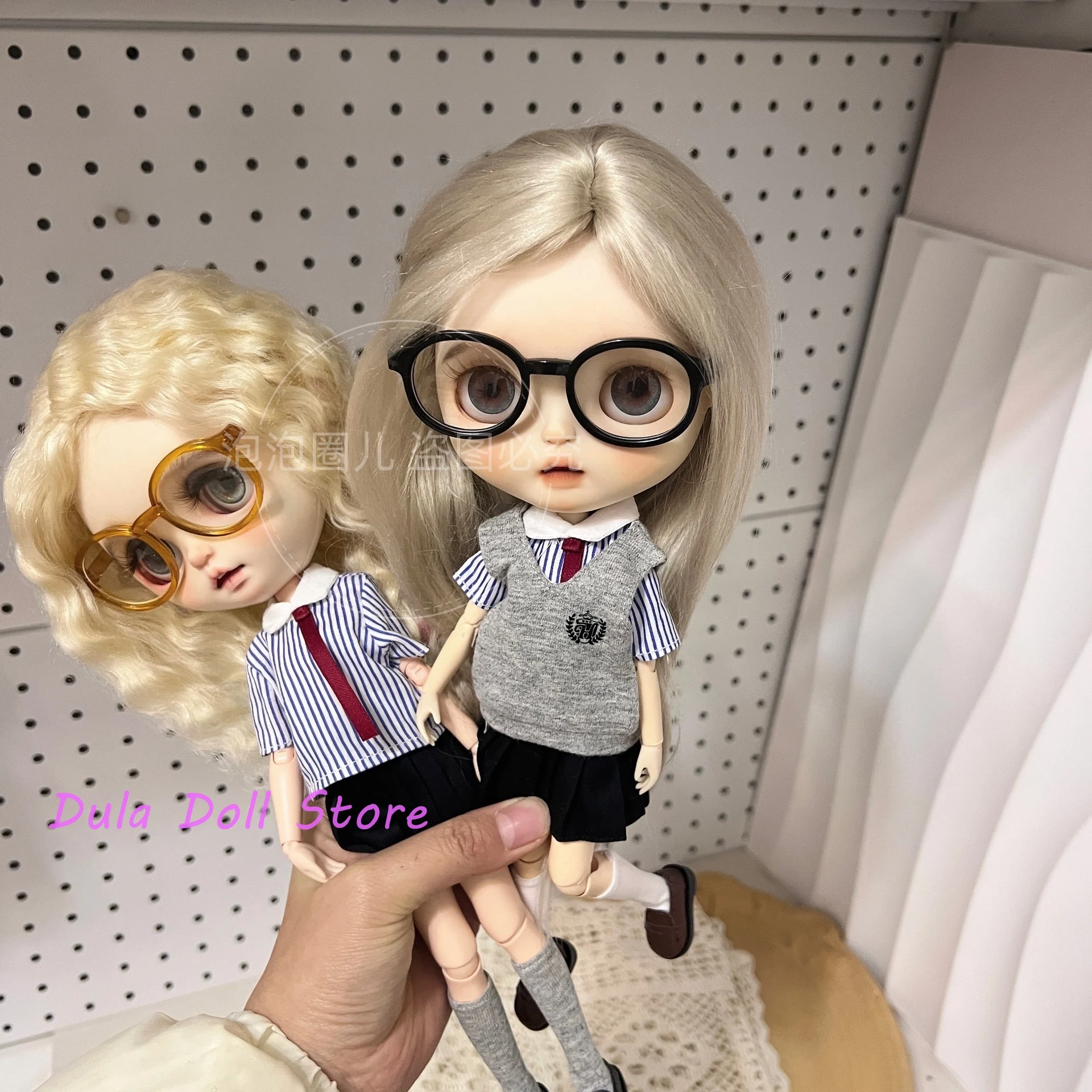 Dula Puppenkleidung Kleid Campus-Stil gestreifter weißer Kragen graue Weste sk ob24 ob22 Azone Licca ICY JerryB 1/6 Bjd Puppenzubehör