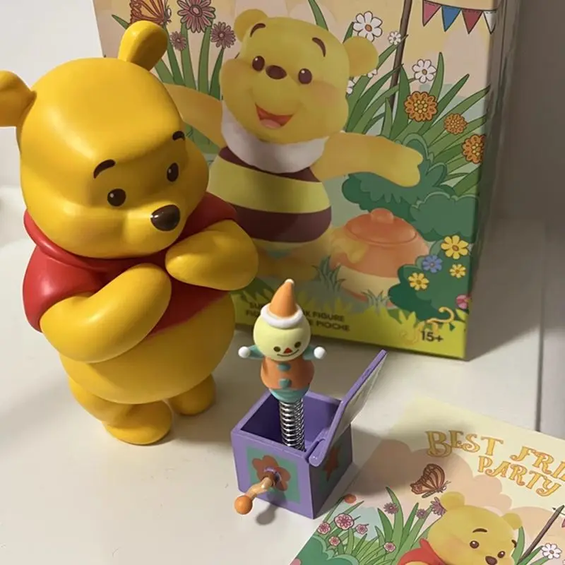 Miniso Disney Blind Box Winnie The Pooh Blind Box Old Friends Party Theme Action Figure Regalo di Natale Scatola misteriosa Giocattoli per bambini