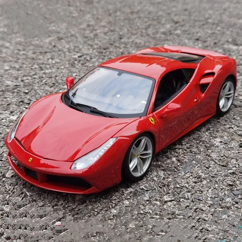 

Модель спортивного автомобиля Bburago Ferrari 488 GTB из сплава 1:18, модель литая металлическая автомобиля, модель высокой модели имитации, коллекционная детская игрушка в подарок