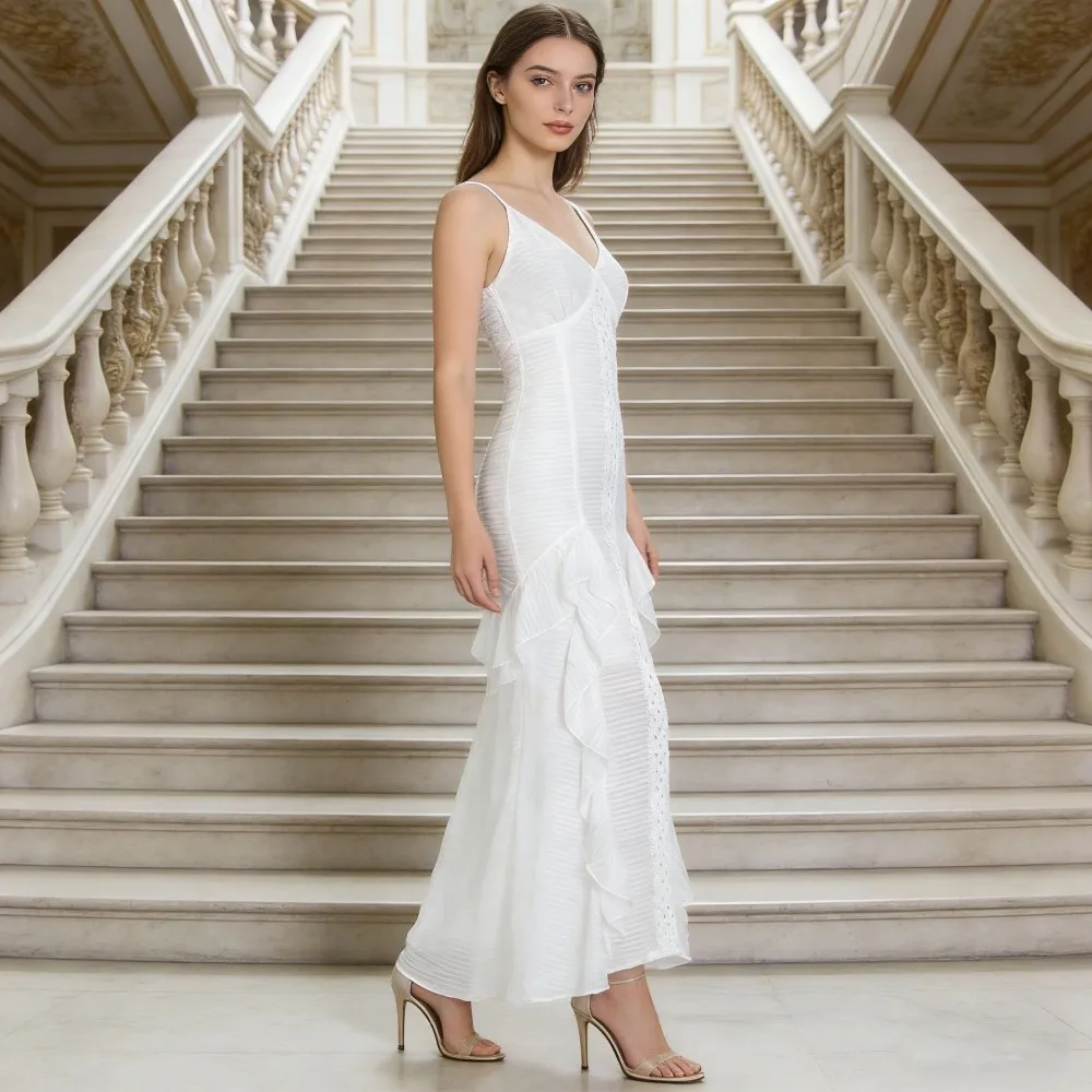 

Белое минималистичное платье с вышивкой и вставками, на бретельках-спагетти, с V-образным вырезом, оборками, облегающее, с завышенной талией, для вечеринок