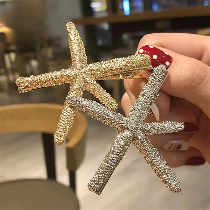 1pc Retro metal starfish hair clip with a new niche design sense. The fringe side clip is simple and versatile hair accessory