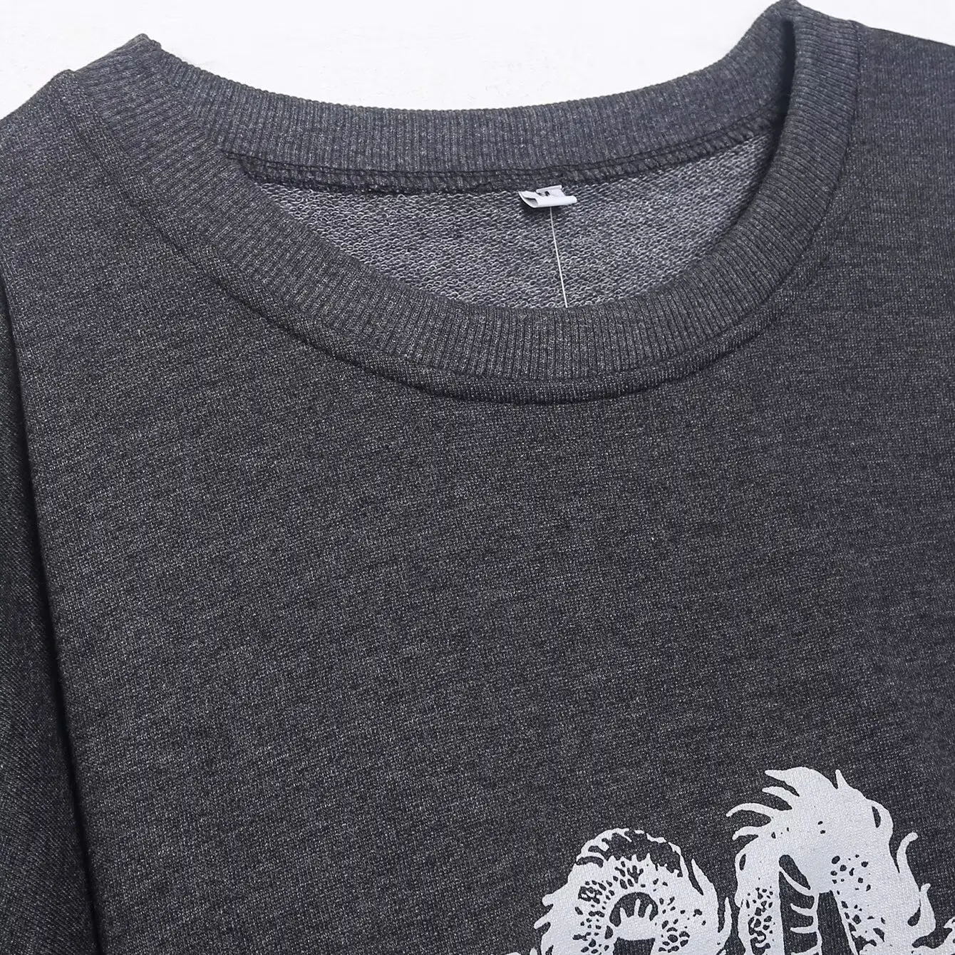 เสื้อสเวตเตอร์ลายสัตว์สำหรับผู้หญิง ทรงหลวม แขนยาว คอกลม สไตล์ลำลอง ใส่ได้ทุกวัน รุ่นใหม่ล่าสุดสำหรับฤดูใบไม้ร่วง