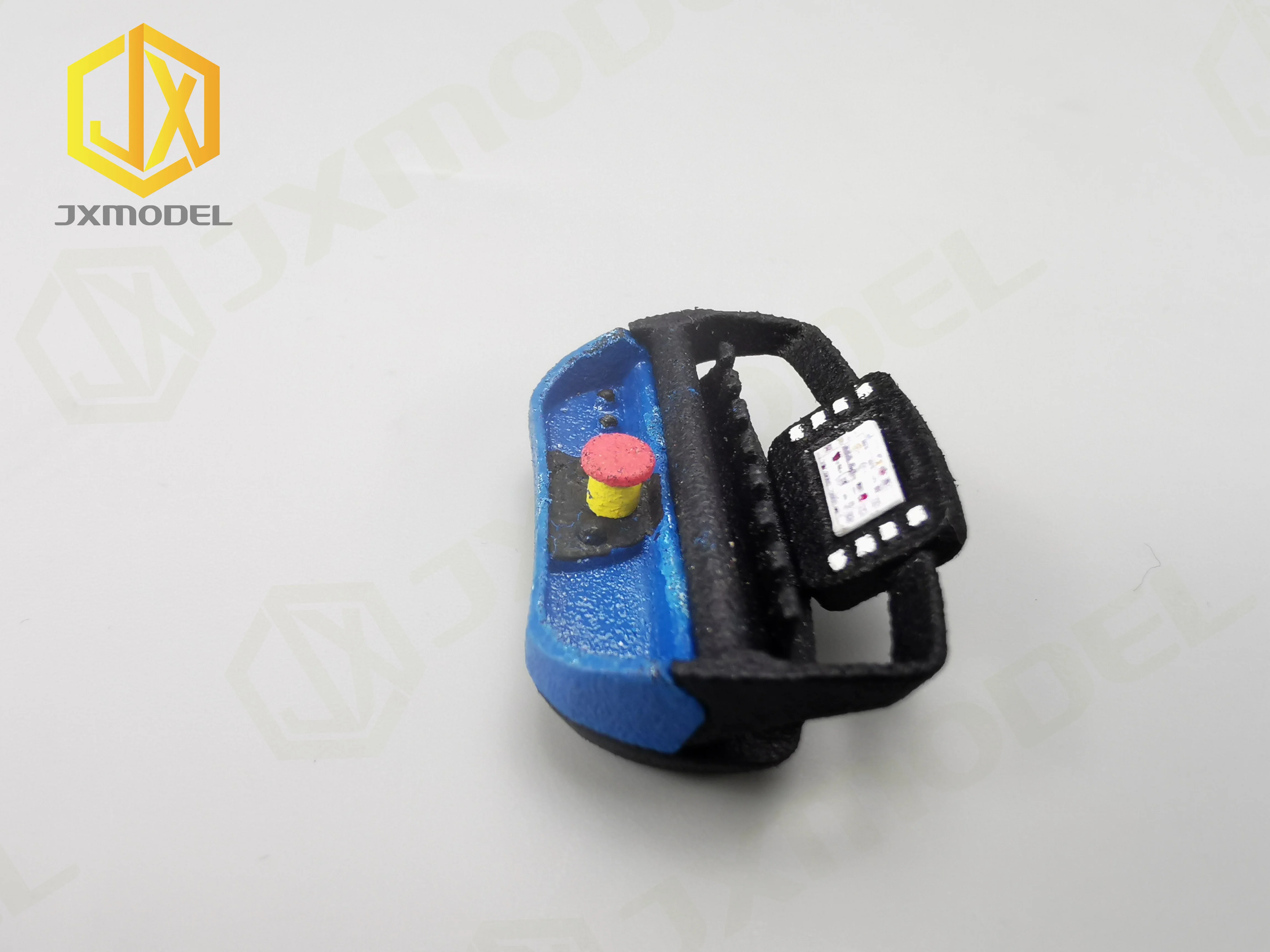 جهاز تحكم عن بعد لمحاكاة F1650 بمقياس 1/14 - طباعة JXMODEL FASSI ثلاثية الأبعاد، جهاز تحكم عن بعد #1