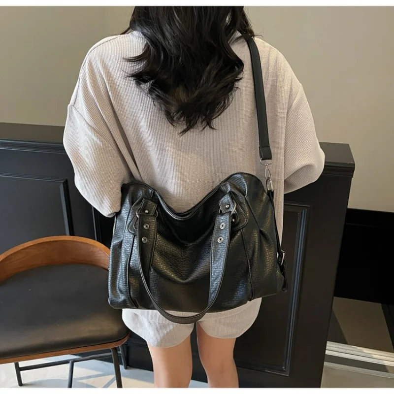 

Модный парижский модный дизайнерский клатч для женщин, элегантный кожаный классический стиль с большой вместительностью