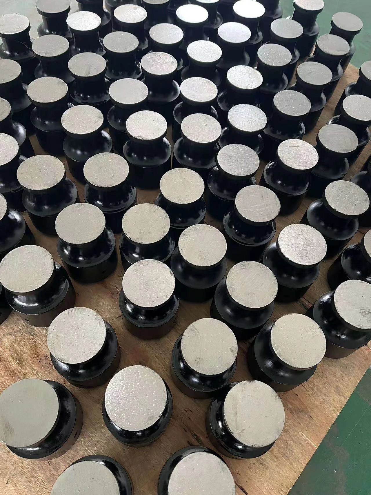Ultrasonic horn  Welding Head Die Steel Die 20K18K15K Edge Bonding Welding Round Die Square