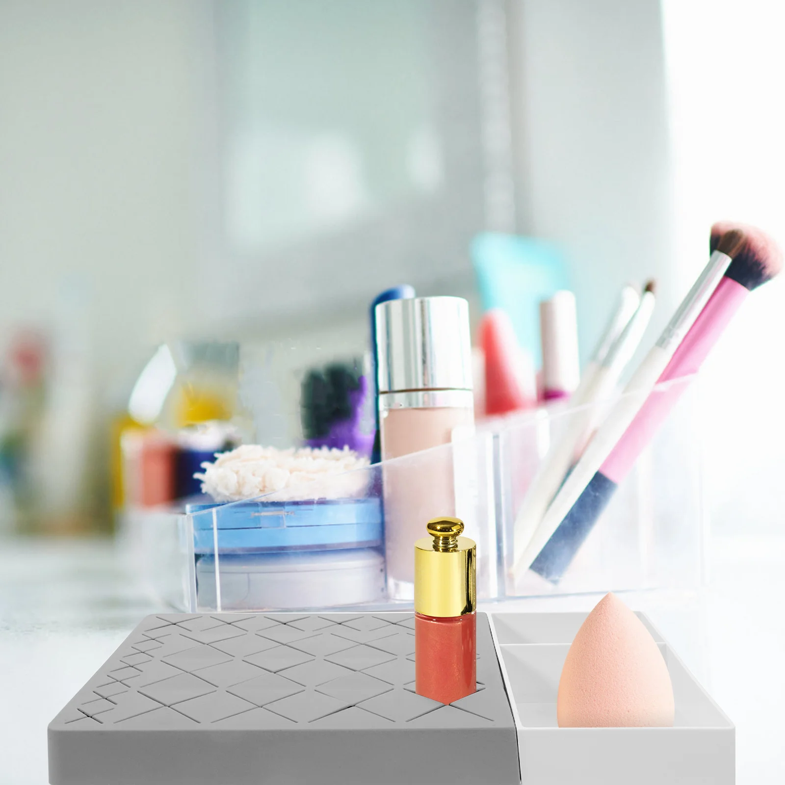 

Lip Gloss Holder Display Rack Desktop Lipstick Makeup Organizer Countertop for Cosmetics