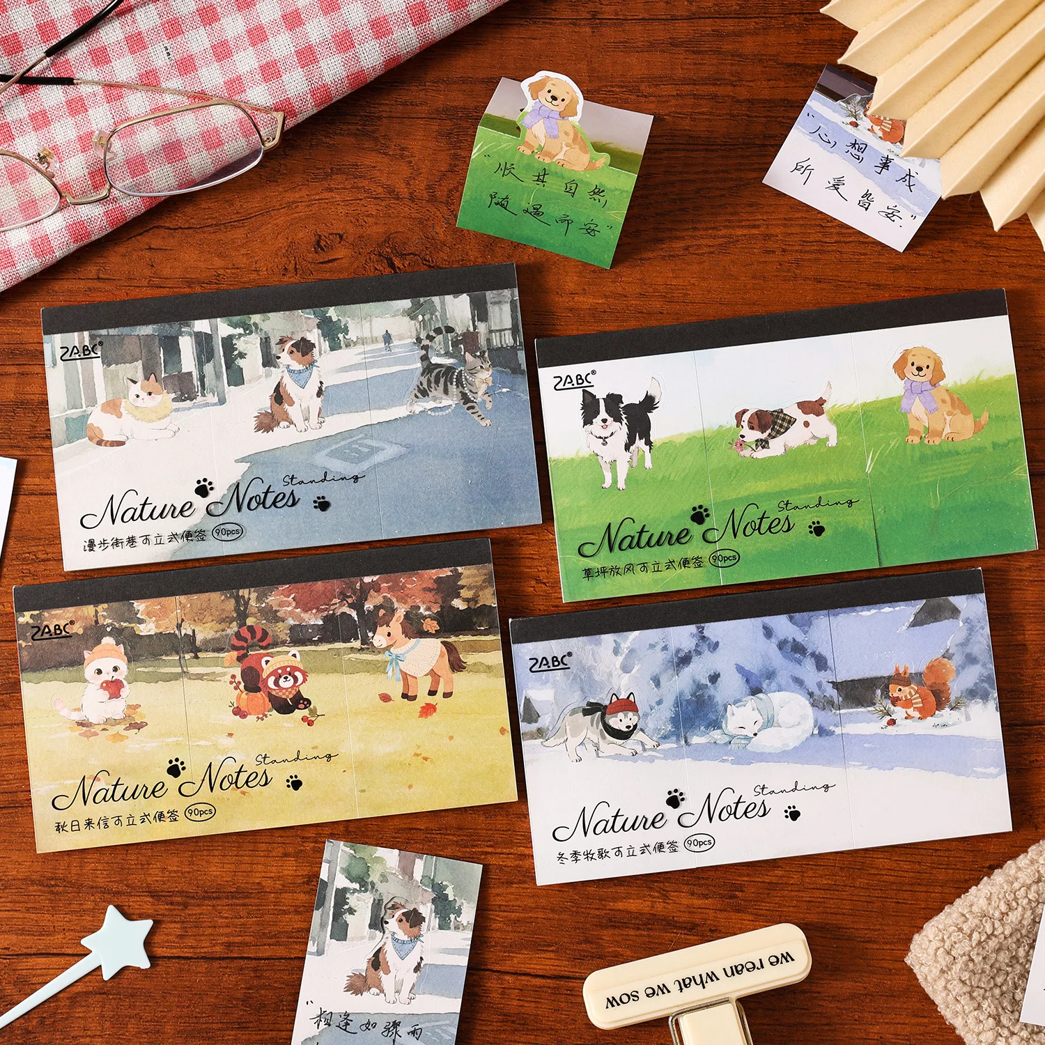 90 sheets/book of natural sticky notes, with creative and cute cat and dog patterns that can be written and torn off as decorati