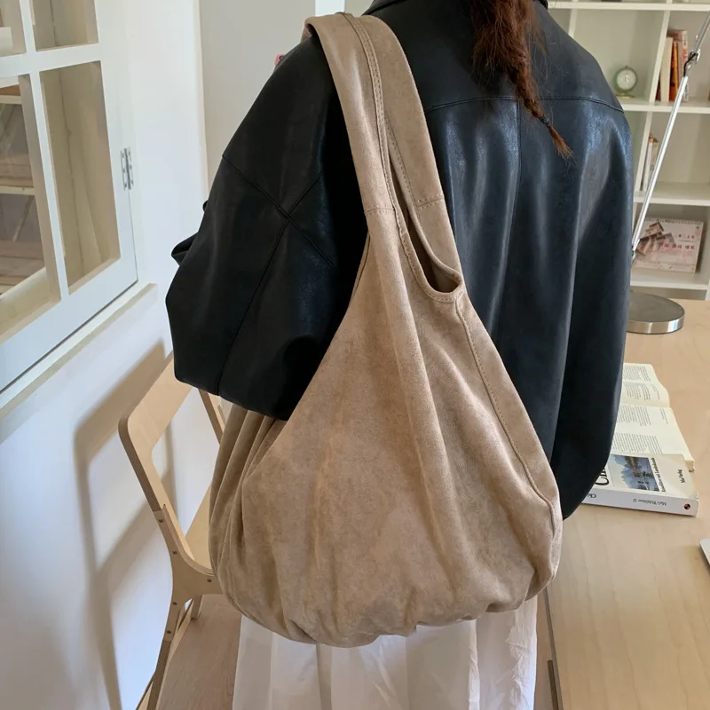 Retro Large Capacity Suede Tote Bag for Women Simple Solid Color Ladies Velvet Shoulder Bags Versatile Portable Female Handbags