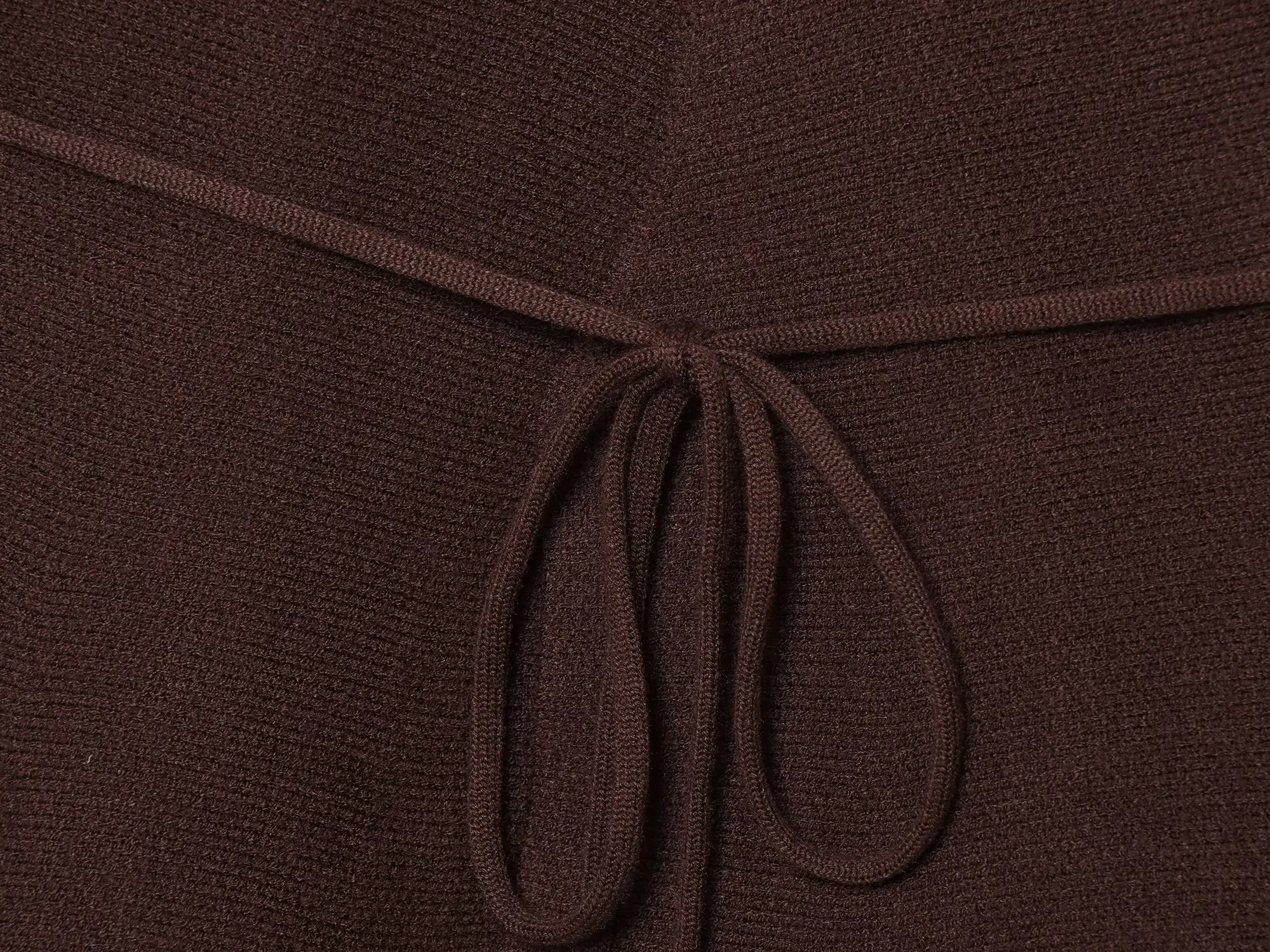 2025 Nueva llegada: cárdigan de punto para mujer para otoño/invierno elegancia francesa cárdigan estilo envolvente rojo intenso prendas de punto para mujer