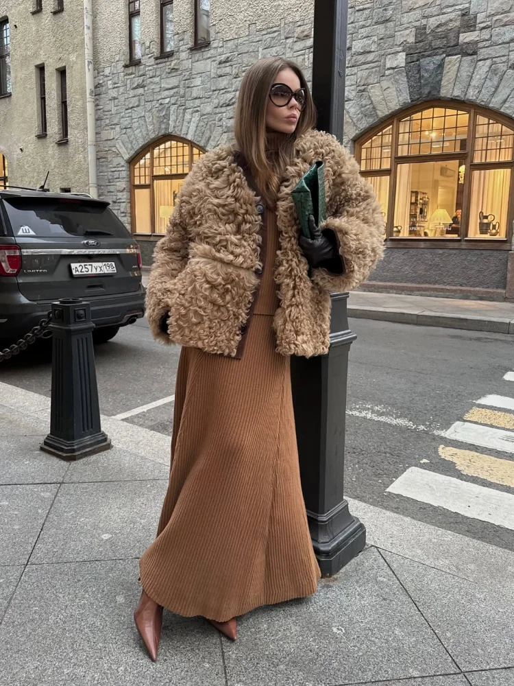 

Women Casual Khaki Curly Faux Fur Coat Solid Round Neck Full Sleeve Loose Warm Short Jacket Lady Winter Daily Street Outerwears