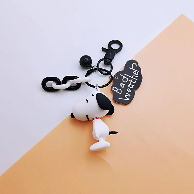 Snoopy Cartoon Animation Peripheral Puppy Style Creative Keychain Bag Pendant Charlie Brown Car Keychain Couple Birthday Gift