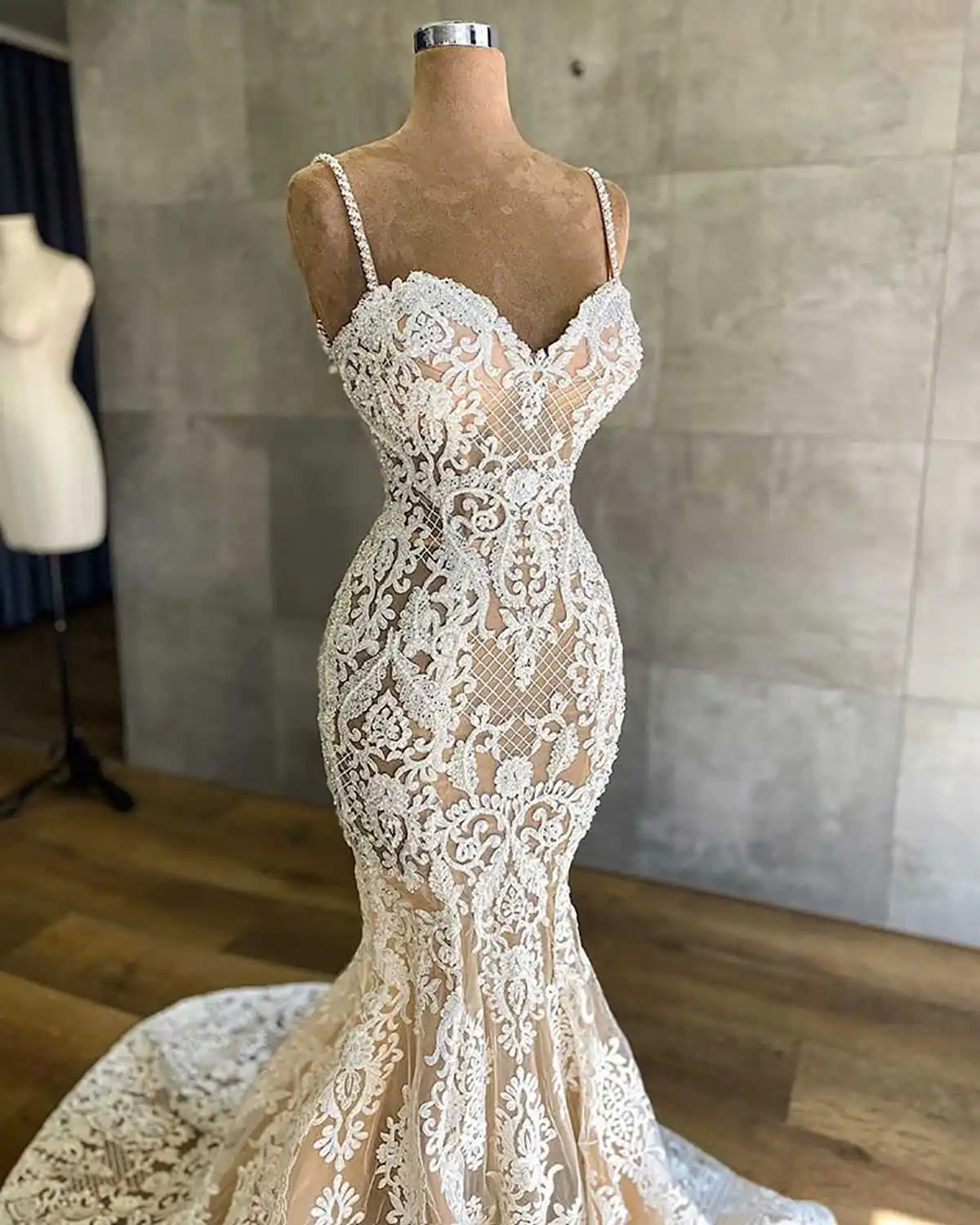 Elegant Mermaid Gown Wedding Dresses Flowers Pattern Lace Bridal Gowns Big Size Sleeveless Vestidos De Novia Custom Size Colour