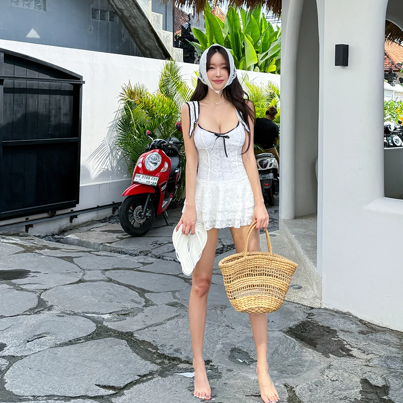 Korean new one-piece skirt swimsuit women's heavy industry lace sexy belly covering slim swimsuit