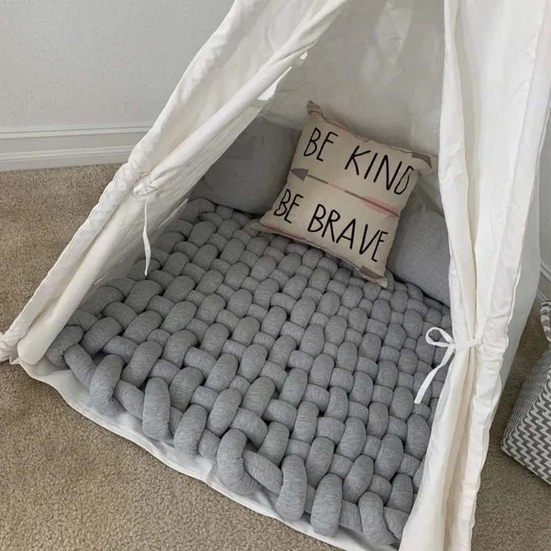 

Space Knotted Braided Plush Mat, Baby Infant Newborn Sleeping Tummy Time Playing Nursery Rug Knot Floor Cushion 50x50CM