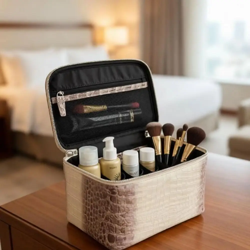 Cosmetic Storage Case Makeup Bag PU Leather Crocodile Embossed Cosmetic Organizer Bag Double Zipper Multiple Compartments
