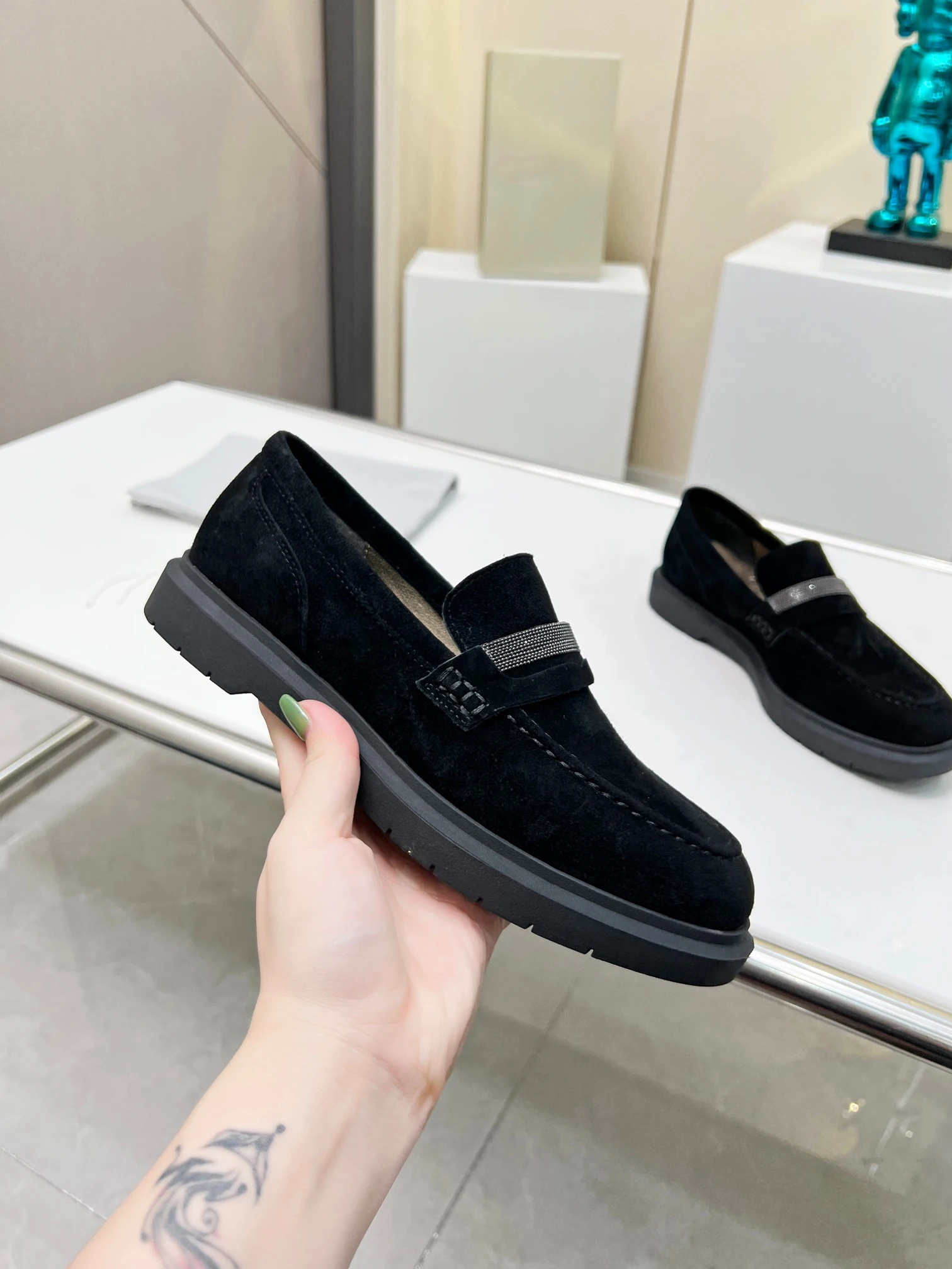 2024 New High Quality Bead Chain Loafers For Women Frosted Leather Slip-On Flat Shoes