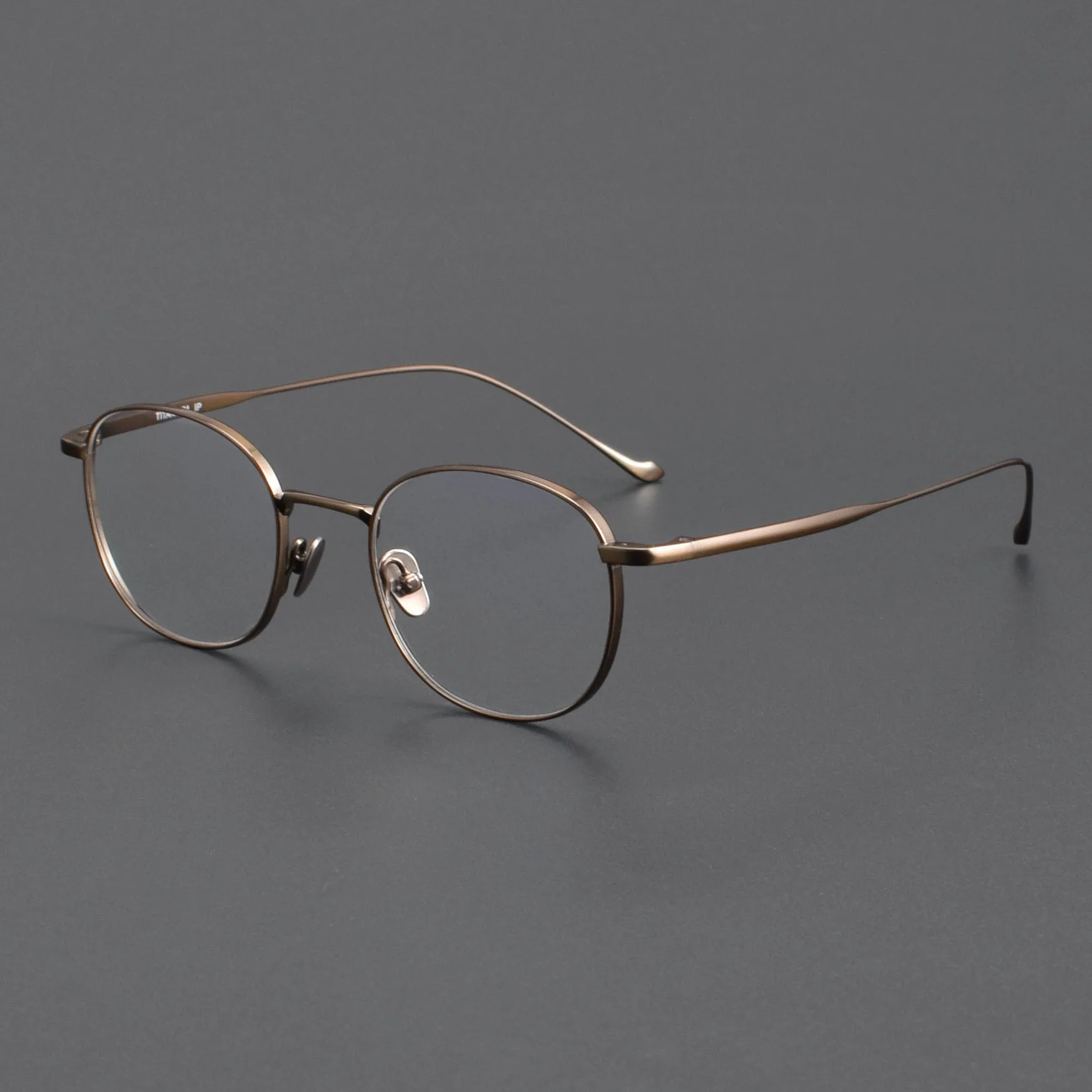 Pure Titanium Glasses Retro Artistic Men's and Women's Anti Blue Light Myopia Glasses Titanium