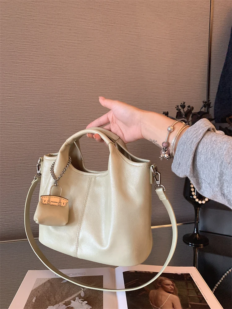 sac-seau-tendance-grande-capacite-sac-bandouliere-sous-le-bras-design-panier-a-legumes-polyvalent-a-la-mode-nouveau-sac-a-main-2026