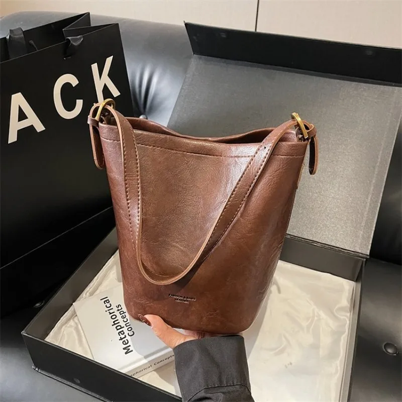 Fashionable Leather Diaper Bag Casual Simple Crossbody Handbag Ladies Vintage Classic Designer Paris Luxury Tote