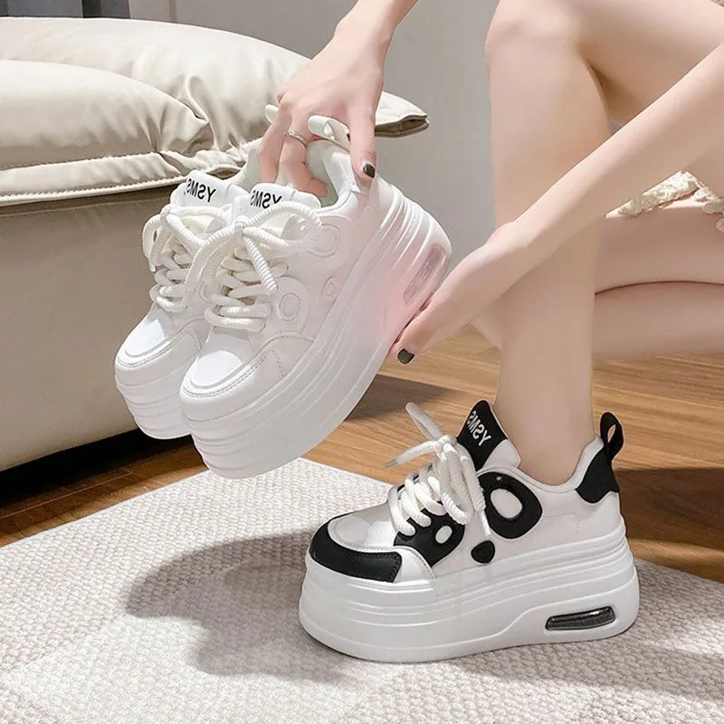 

Women's Black White Vulcanized Shoes Platform Increased 9cm Flats Shoes Spring Autumn Comfortable Wear-resistant Casual Sneakers