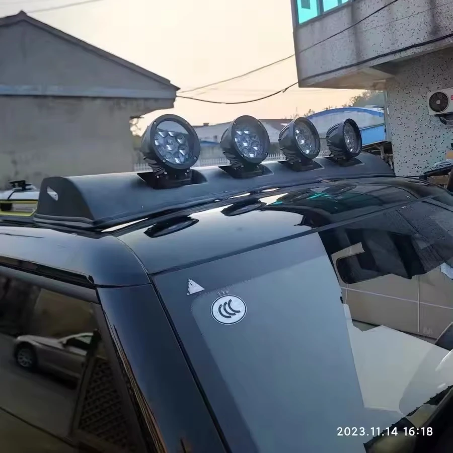 

For Jetour Traveler Round Roof Spotlight Metal Base Modified Off-road Searchlight LED Light Screw Fixed Remote Control