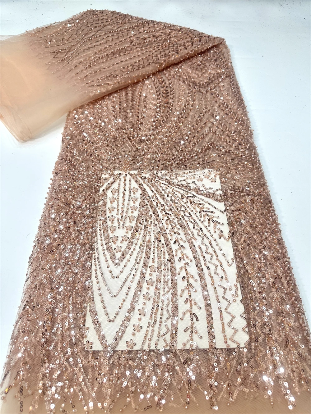 tessuto-in-pizzo-ricamato-con-perline-in-tulle-africano-elegante-2026-all'ingrosso-paillettes-nigeriane-per-abito-da-sposa-festa-5-iarde