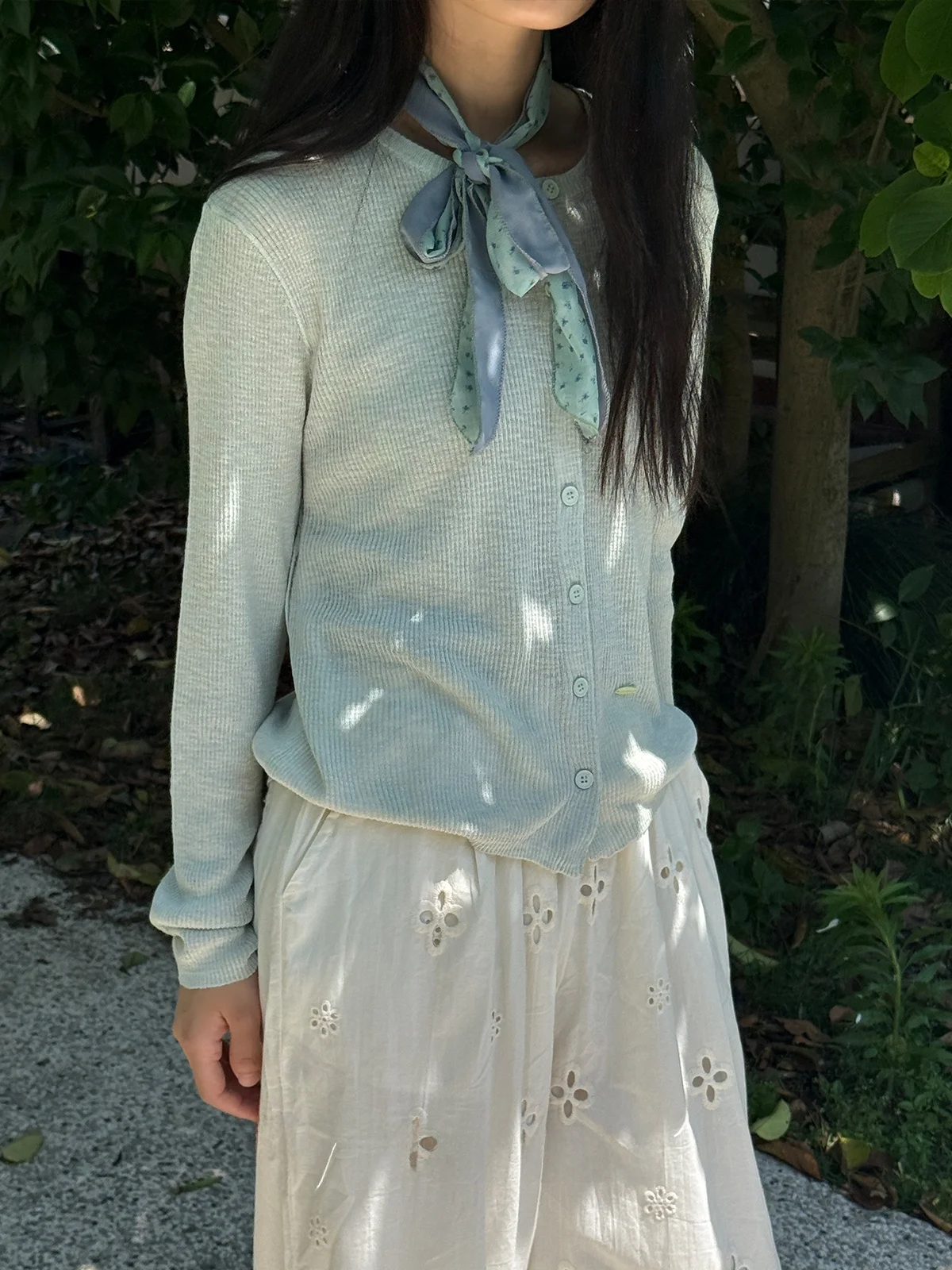 

Turnns Chic Striped Lightweight Knitted Cardigan Oxygen Permeable Sunscreen Ladies Commute Sle Long Sve round Ne Coat