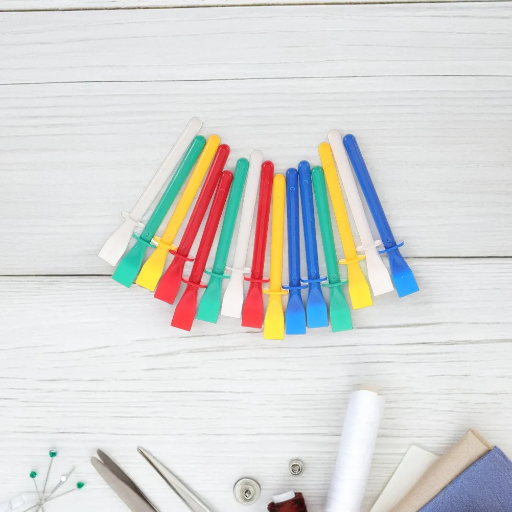 30Pcs Glue Applicator Spreaders Flexible Plastic Smear Sticks for Craft Adhesive DIY Art Paint Tool Precision Control