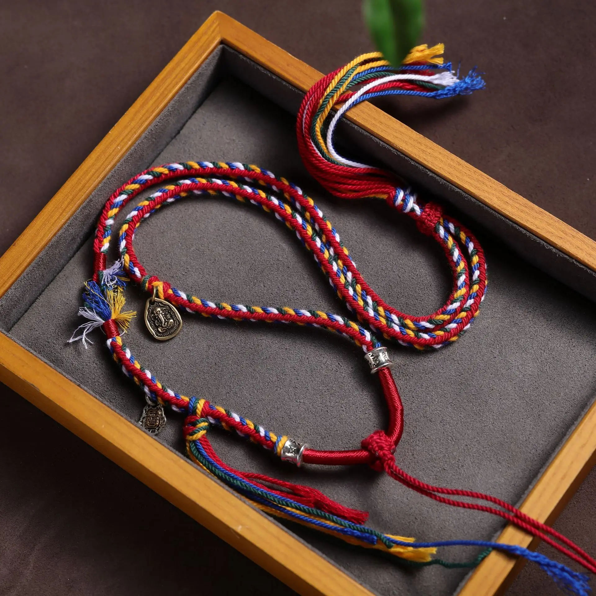

Tibetan Hand Rubbed Cotton Neck Pendant Necklace Ethnic Style Tangka Buddha Brand Cultural And Playful High End Handmade Hanging