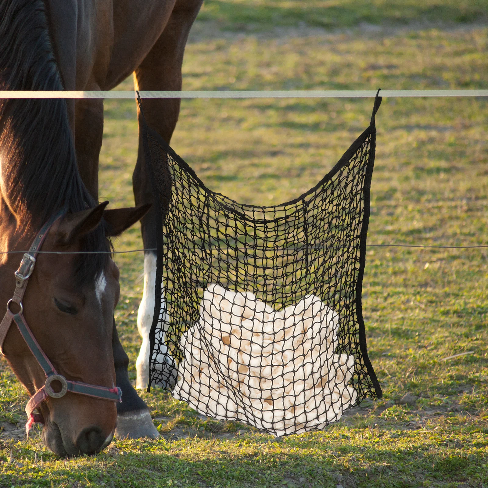 شنقا الحصان القش حقيبة دائم شبكة بطيئة تغذية كيس التخزين للحظيرة مستقر المغذية صافي حامل شبكات الحصان حقيبة