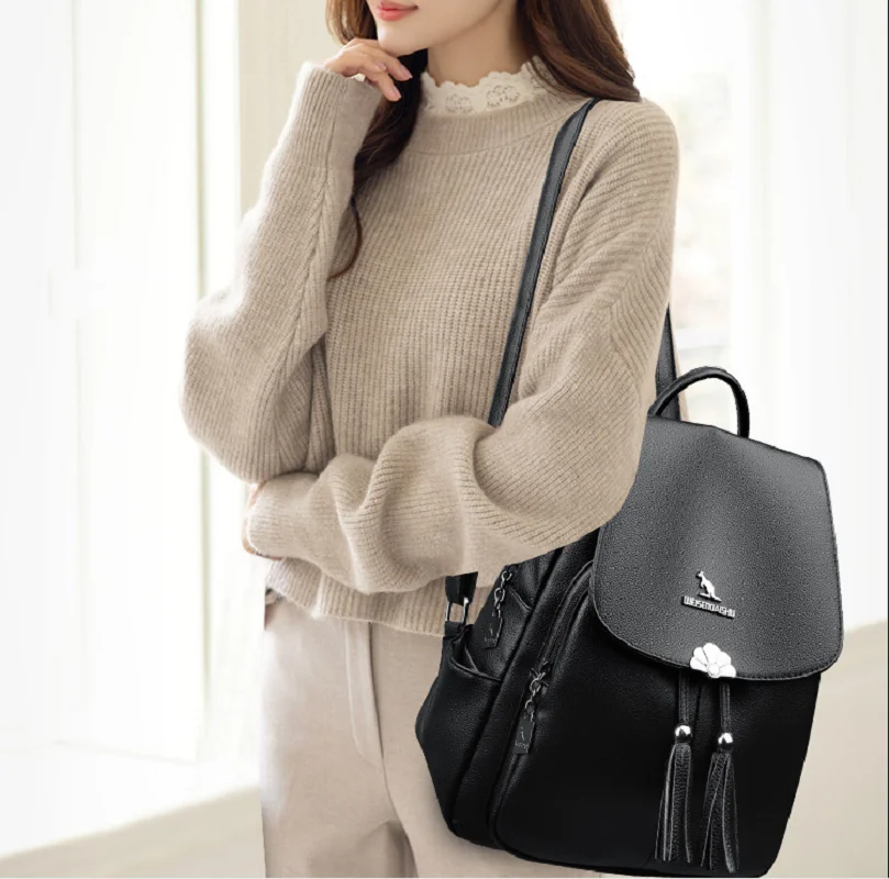 

2026 Корейские новые модные дизайнерские кожаные дорожные рюкзаки с кисточками, женские повседневные сумки на плечо большой вместимости, школьная сумка