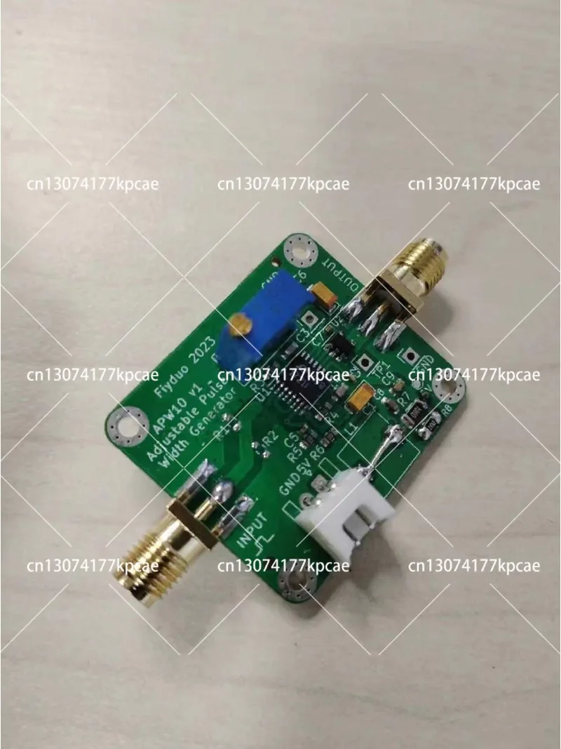 In-phase nanosecond adjustable pulse width pulse generator external trigger