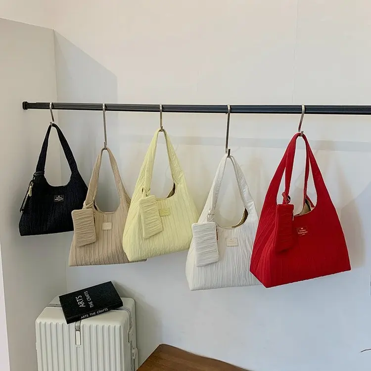 

2025 Autumn 590 New Handbag Commuter Bag Simple and Versatile Stray Bag Armpit Bag Slack Feeling Large Capacity