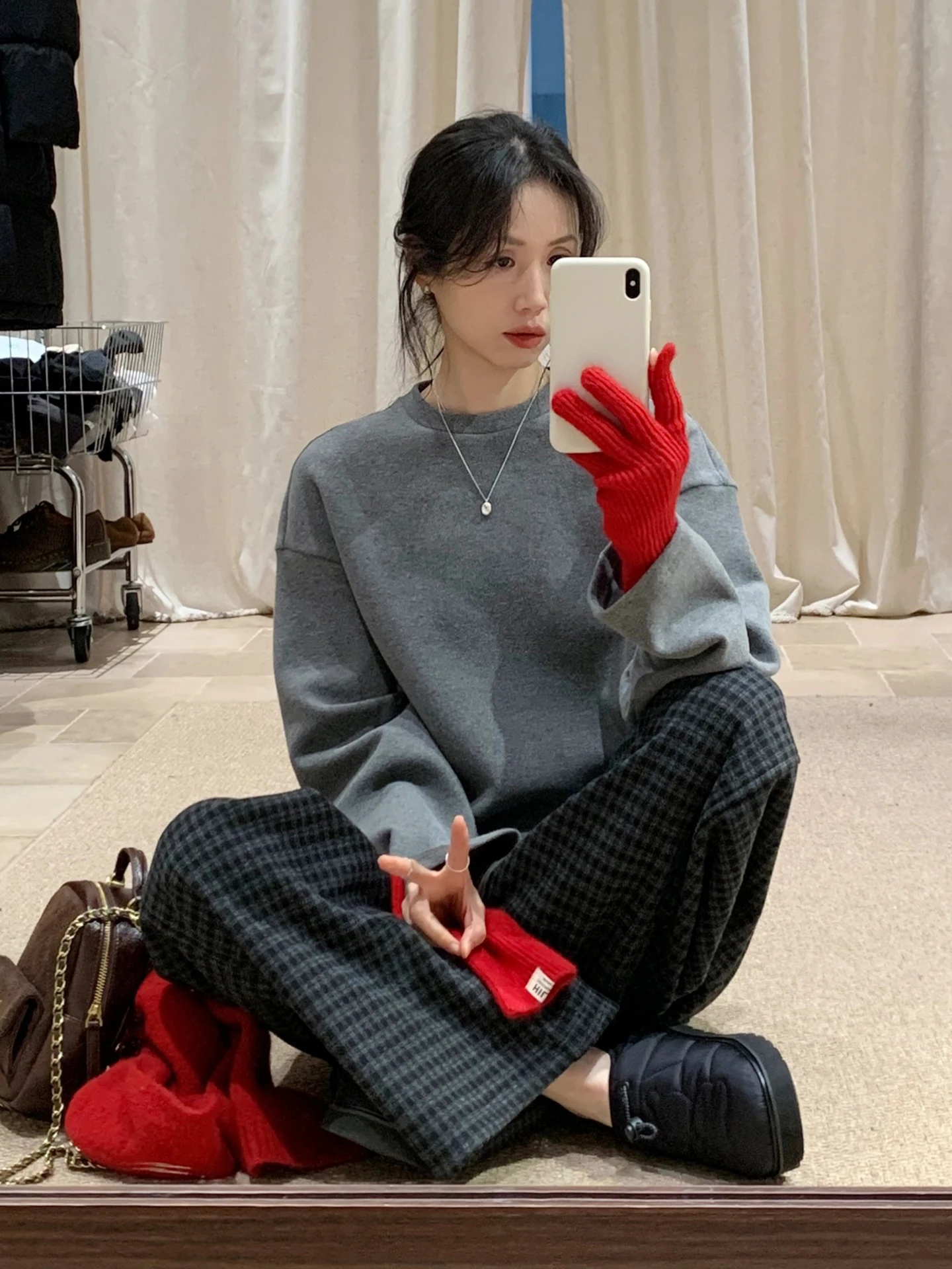 

Loose Casual round Ne Long Sve Floing T-irt Women's Spring New Sle YNVN Korean Sle ey Wooden T-irt