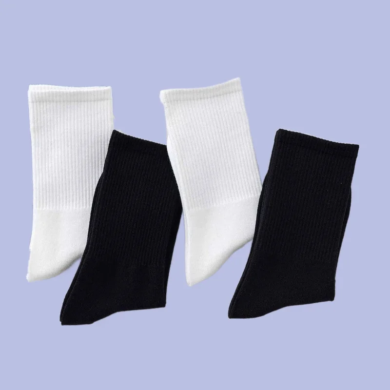 5 Pairs 2024 New Fashion Top Quality Men Black White Comfort Middle Tube Streetwear Soft Breathable Cotton Casual Sports Socks