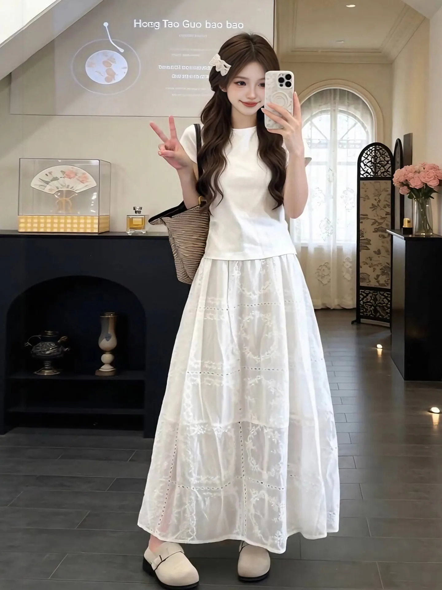 

Summer Casual Loose Fit Women's T-Shirt And Lace Embroidered Half Skirt Set Short Sleeve Top High Waist Skirt Elegant plus Size