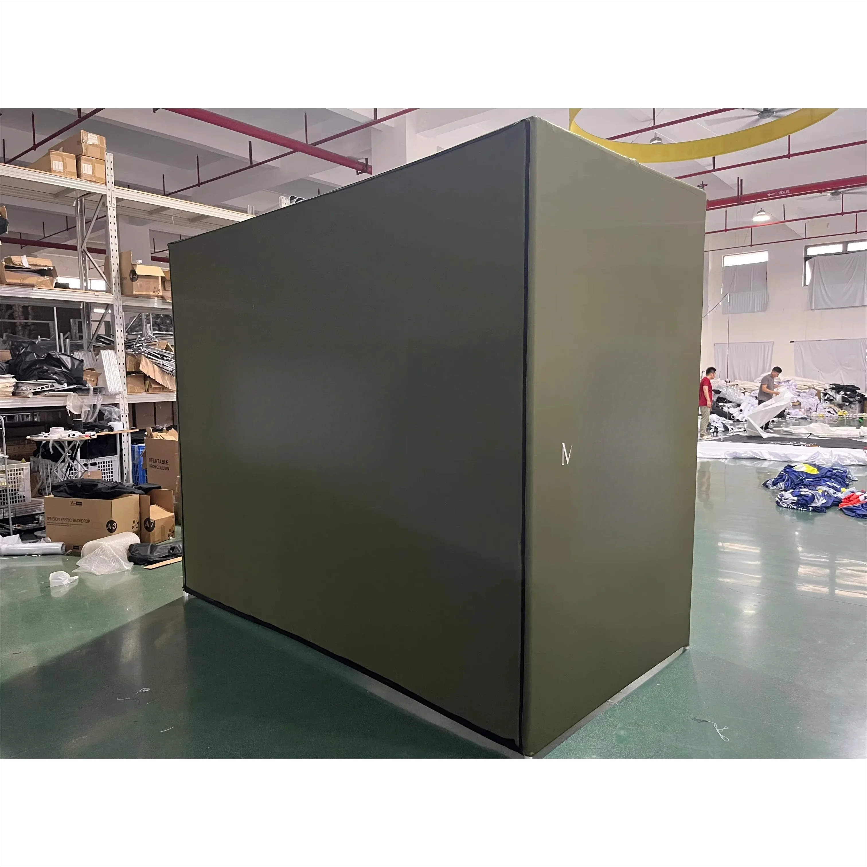 Aluminum Frame Indoor Home Backyard Golf Simulator Enclosure Hitting Mat Golf Practice Simulator Tent With High Impact Screen - view 3